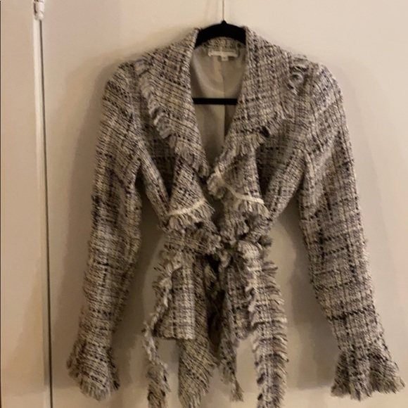 Blazer - Picture 3 of 5